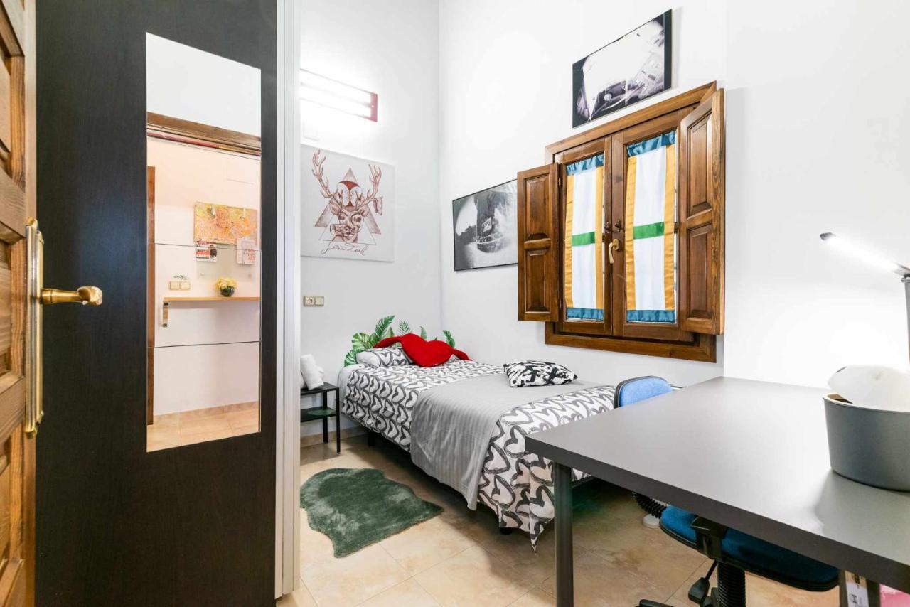 Comodo Y Moderno Apartamento Centro Гранада Екстериор снимка