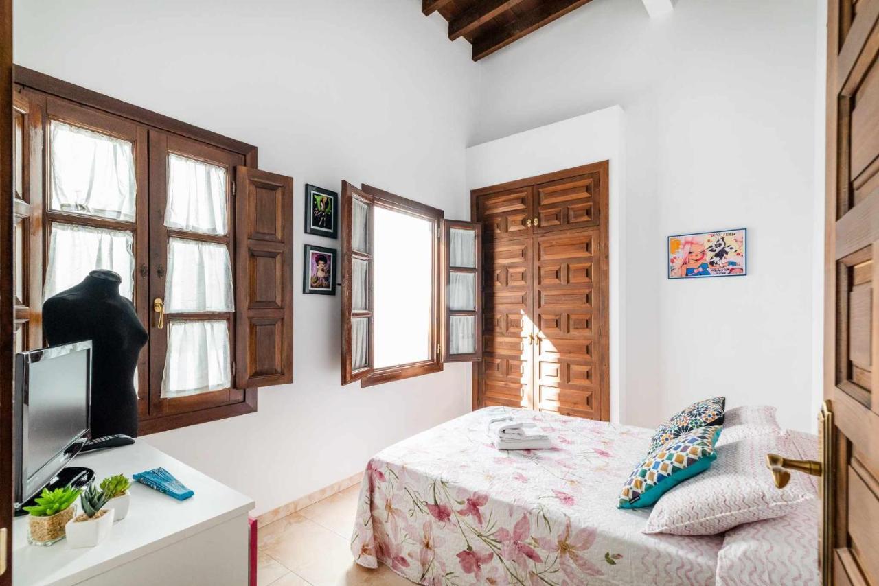 Comodo Y Moderno Apartamento Centro Гранада Екстериор снимка